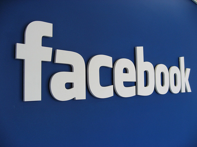 Facebook hirdetés tervezhető költséggel