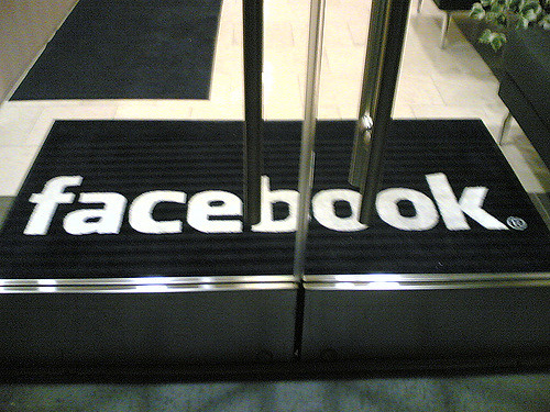 Mire jó a Facebook hirdetés?